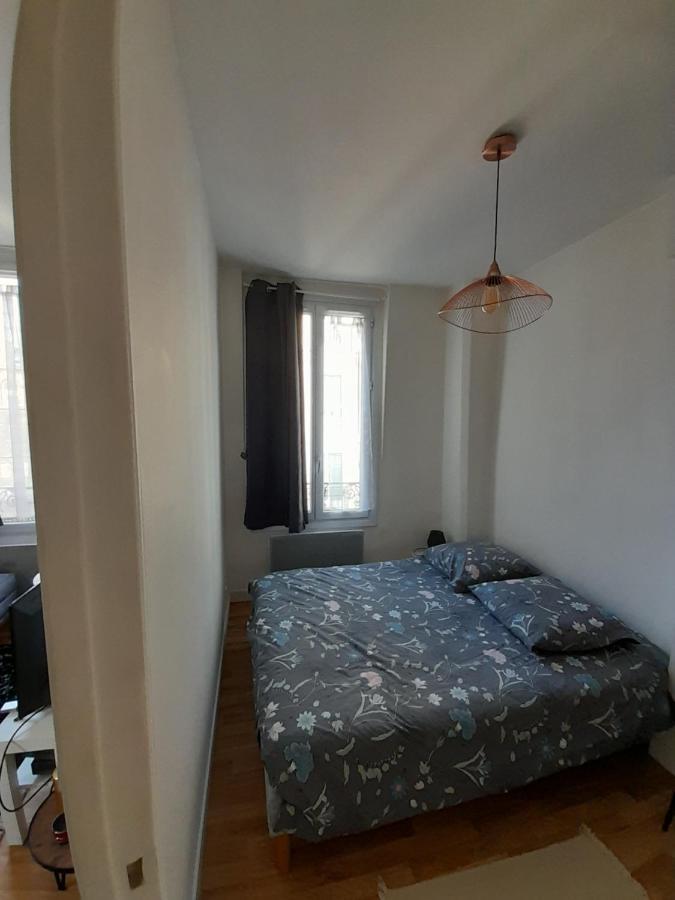 Cosy 2 Pieces Typiquement Parisien A Notre-dame Apartamento *